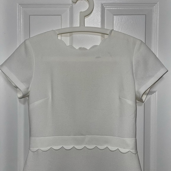 [Club Monaco] White Santina Scalloped Dress - Picture 5 of 13